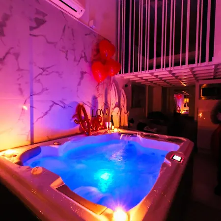 Villa Bono Jacuzzi & Spa Saint-Laurent-du-Var Exterior photo