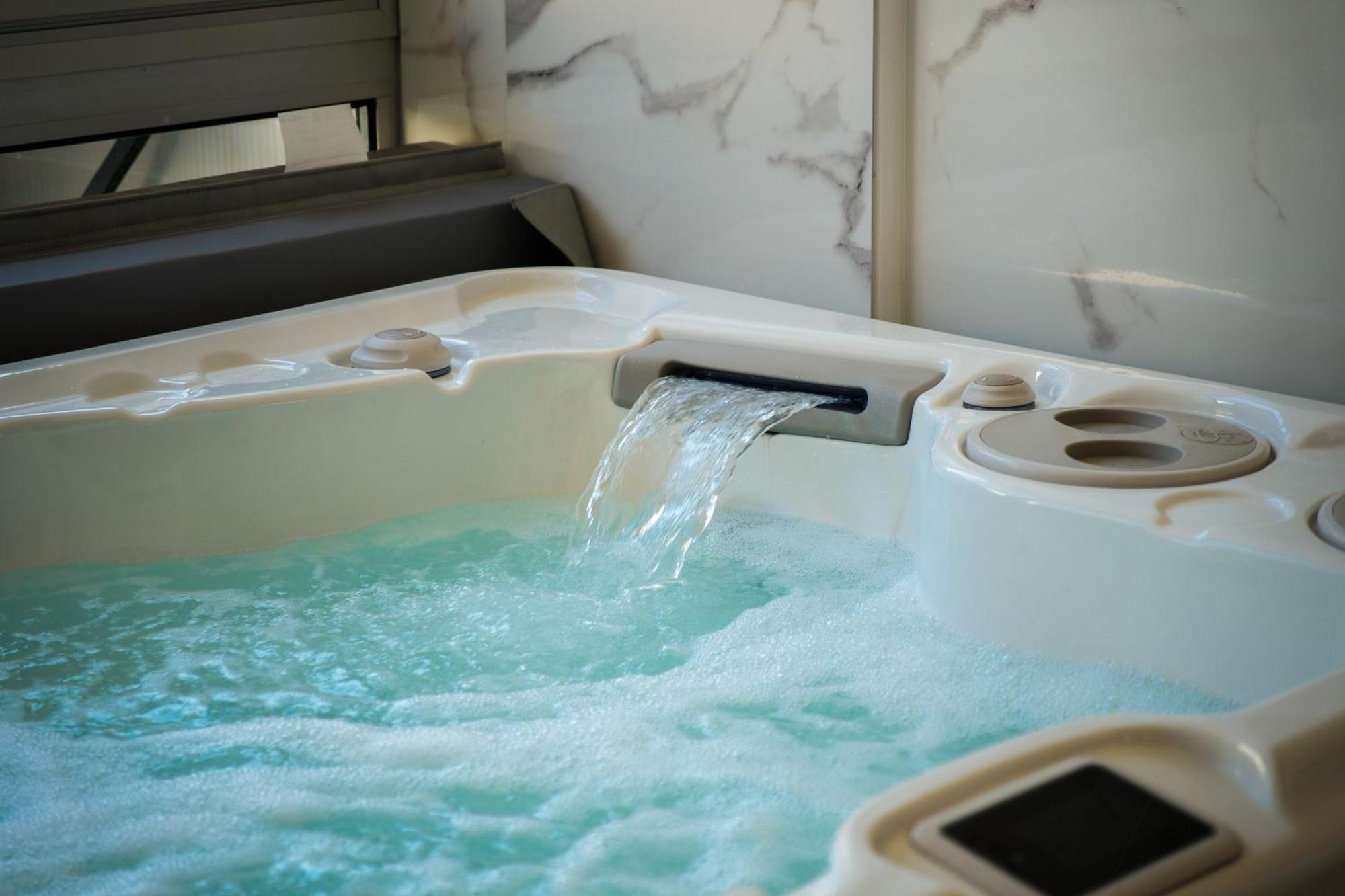 Bono Jacuzzi &