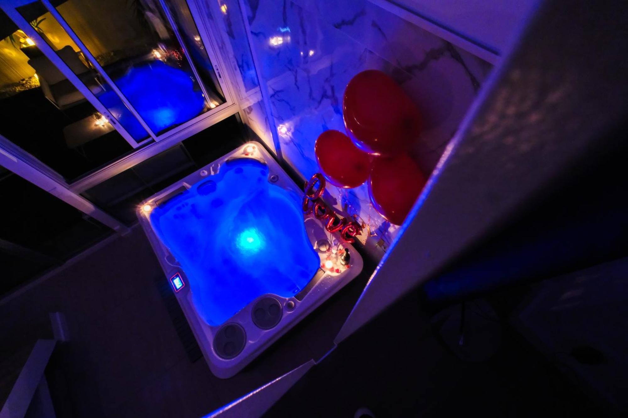 Bono Jacuzzi & Apartment Saint-Laurent-du-Var